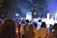[FOTO] Tysiące osób uwielbiało Jezusa w kieleckim parku