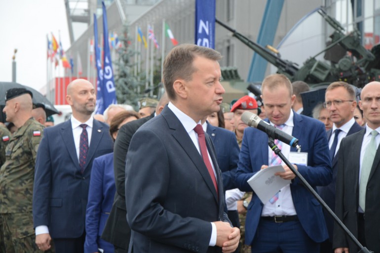 Minister Mariusz Błaszczak: Zależy nam na nowoczesnym sprzęcie dla armii