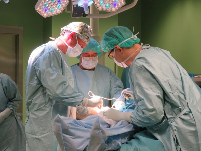 Krótsze kolejki na operację protezoplastyk w Szpitalu Wojewódzkim