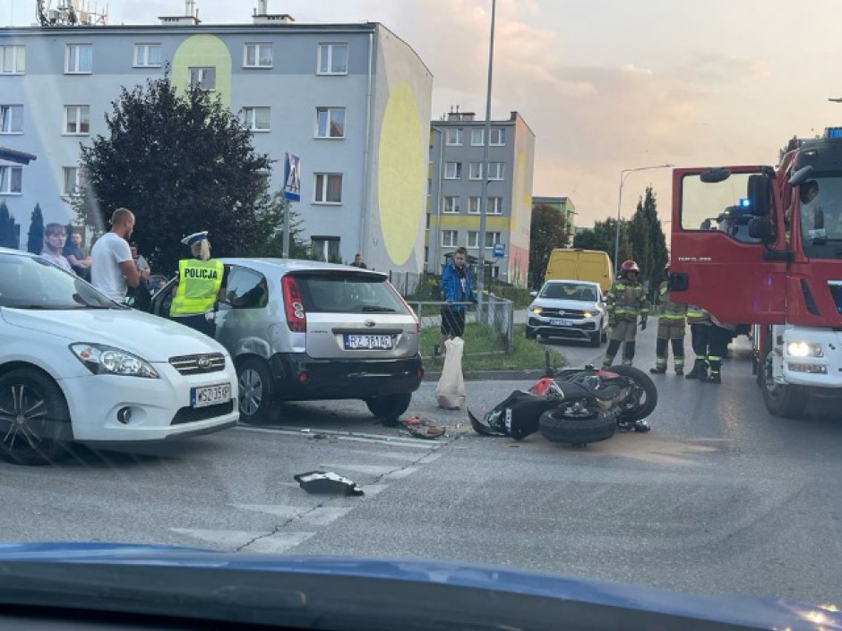 Wypadek na Jagiellońskiej. Motocyklista w szpitalu
