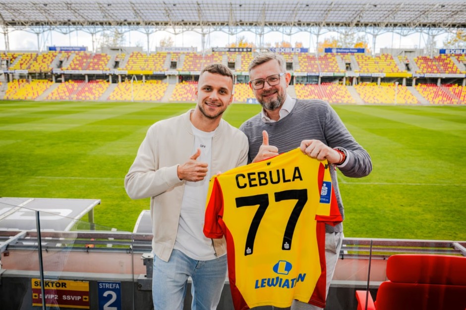 Wychowanek znów w domu. Cebula wrócił do Korony Kielce!