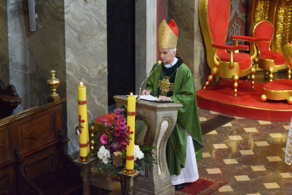 Biskup Marian Florczyk: Bohaterom Westerplatte należy się szacunek, pamięć i cześć