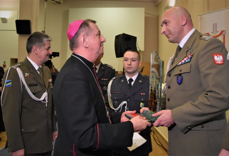 [FOTO] Jednostka z Bukówki otrzymała ważne wyróżnienie