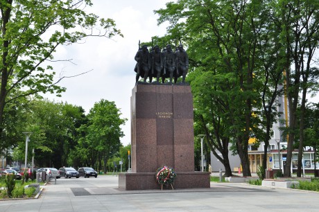 Kim byli żołnierze z pomnika Czynu Legionowego?