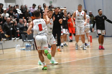 Akademicy nie zwalniają tempa. Dziewiąte zwycięstwo w sezonie!