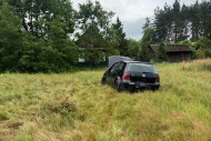 Próbował ominąć dzikie zwierzę, doszło do dachowania