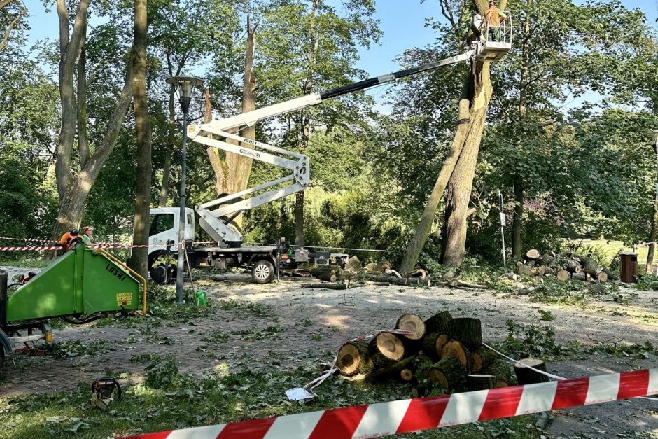 Wielkie sprzątanie po burzy w Kielcach i regionie