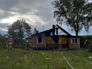 [AKTUALIZACJA] Pożar budynku w Kielcach