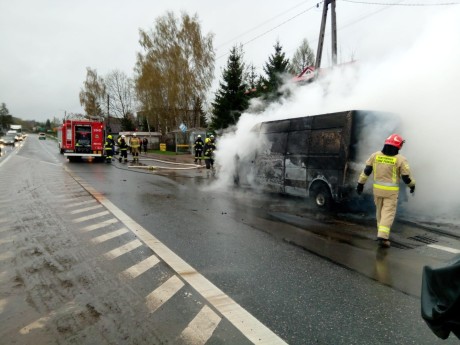 Pożar samochodu dostawczego w Kostomłotach