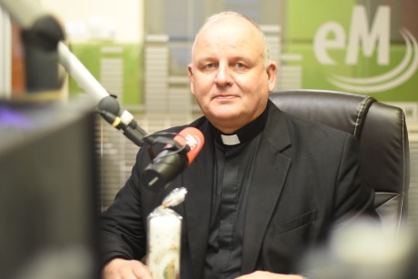 Ksiądz Krzysztof Banasik: Zachęcam do udziału w Wigilijnym Dziele Pomocy Dzieciom