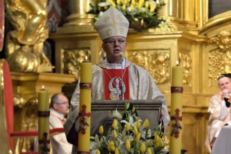 Biskup Jan Piotrowski: Jezus jest Królem naszych serc