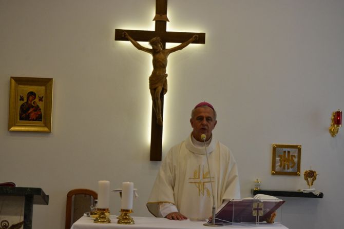 Biskup Jan Piotrowski odwiedził kieleckie hospicjum