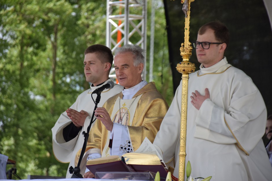 Biskup Marian Florczyk: Kardynał Stefan Wyszyński uczył nas wiary oraz zaufania Jezusowi i Maryi