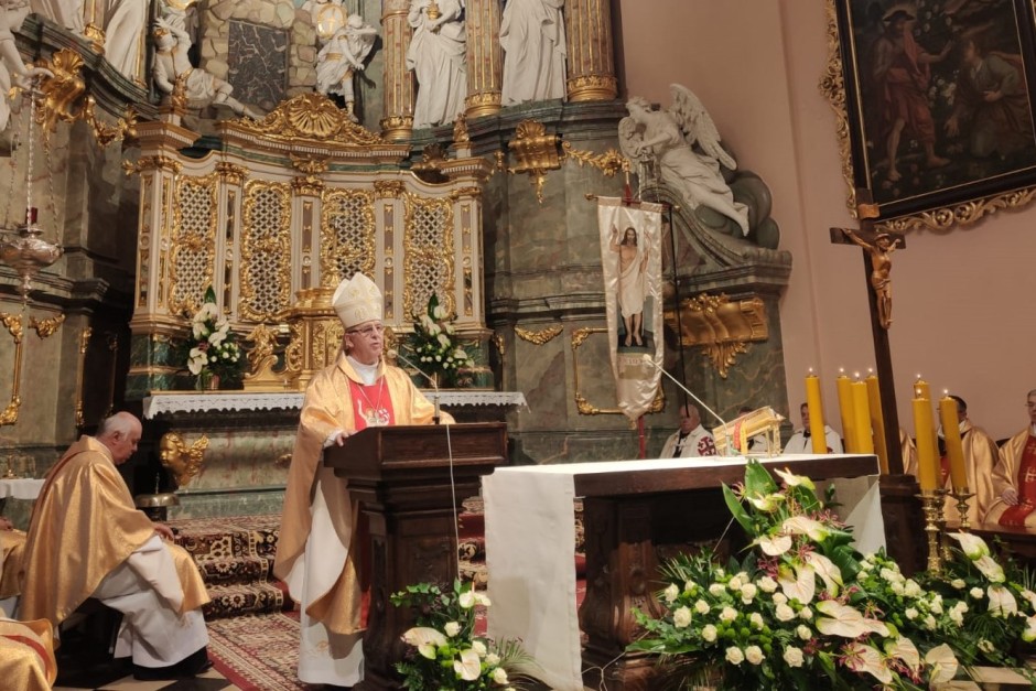 Biskup Jan Piotrowski: Jest tylko Kościół Jezusa Chrystusa