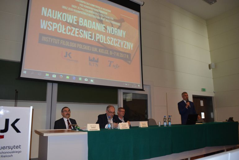 O normie językowej na UJK