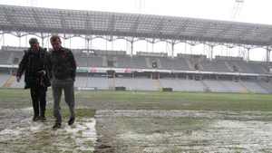 W czwartek ruszy wymiana murawy