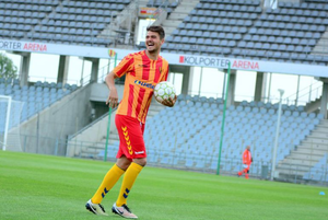 Korona dalej szuka napastnika. Młodzi szykowani na wypożyczenie