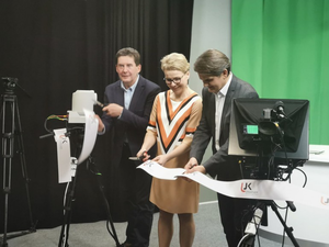 [VIDEO] Studio telewizyjne Uniwersyteckiego Centrum Mediów otwarte. Studenci będą się uczyć na najlepszym sprzęcie