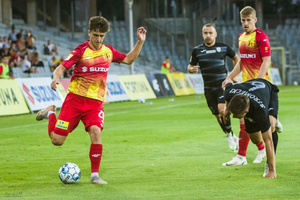 [WYNIKI I TABELA] Korona jednym z trzech liderów