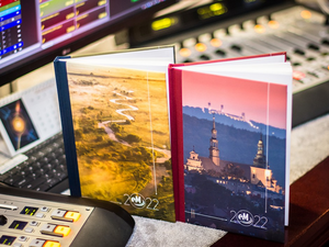 Wygraj kalendarz Radia eM na 2022 rok!