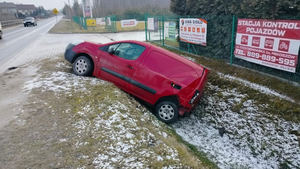 Wypadek w Bławatkowie. Jedna osoba zabrana do szpitala