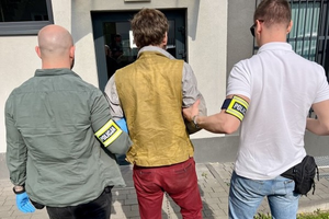 Napadł na kobietę i zranił ją ostrym narzędziem. Grozi mu 20 lat więzienia