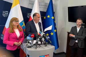 Wzajemne oskarżenia o kłamstwa i manipulacje. Awantury o teatr ciąg dalszy