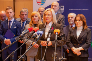 Świętokrzyskie szpitale nad przepaścią? Samorząd apeluje o uregulowanie 105 milionów złotych należności