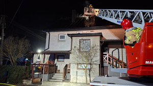 Nocny pożar domu w Morawicy