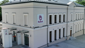 „Spowiedź w drewnie” po świętokrzysku w Teatrze „Kubuś”