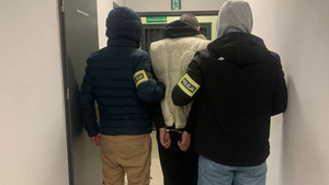 18-latek brał udział w oszustwie. Trafił do aresztu