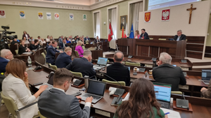 Gorąca dyskusja o S74 podczas sesji