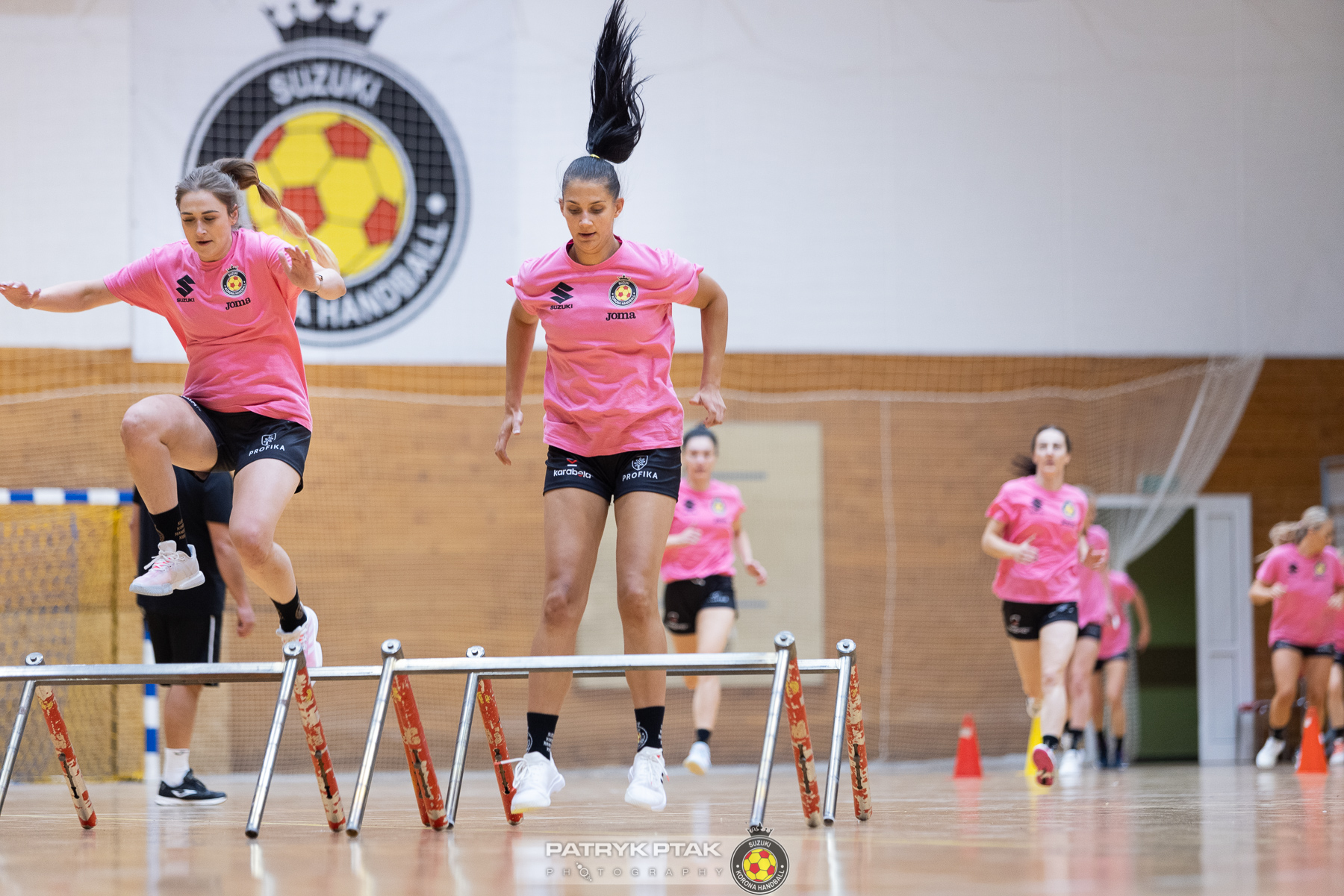 korona trening 82