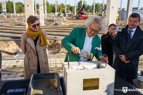 Nowa hala Targów Kielce rośnie w oczach