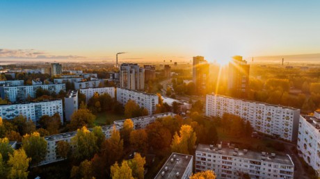 IMGW ostrzega: uwaga na upały w Kielcach i na wschodzie województwa