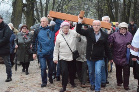 Droga Krzyżowa na Karczówkę