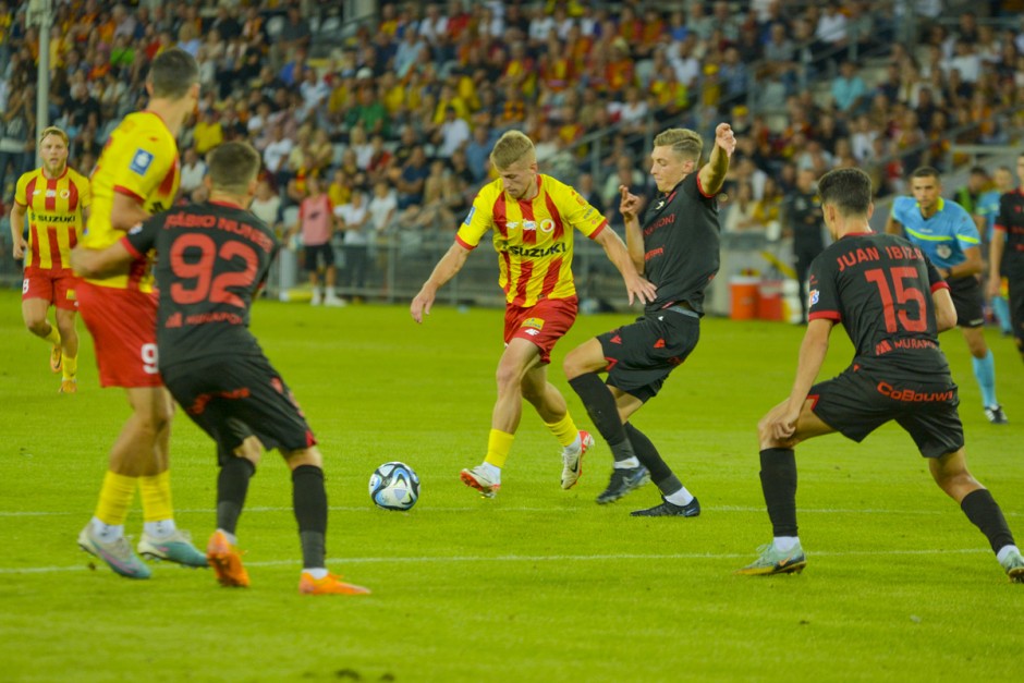 Korona zremisowała z Widzewem