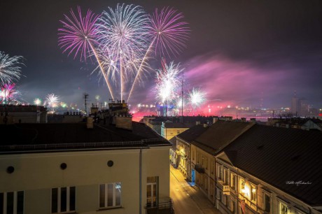 W domu, na balkonie, a może… w stodole? Jak kielczanie spędzą Sylwestra?