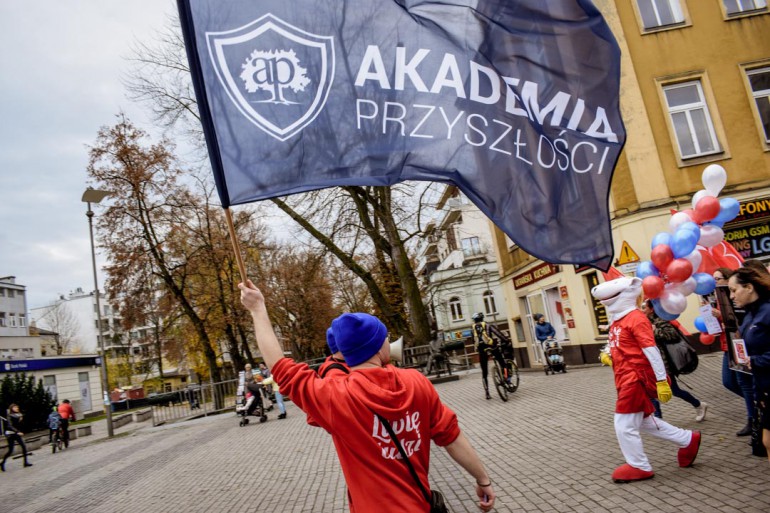 Od porażki w szkole do sukcesu w życiu. Jak Akademia Przyszłości pomaga uczniom?