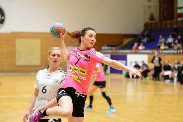 Korona Handball gra o przełamanie