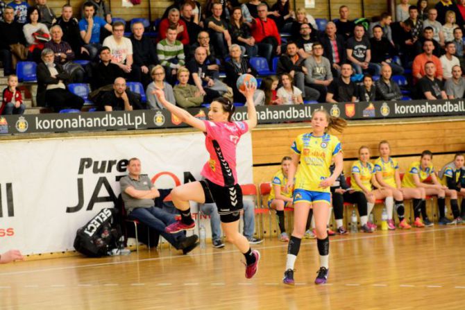 Nieskuteczna Korona Handball przegrała z Kościerzyną