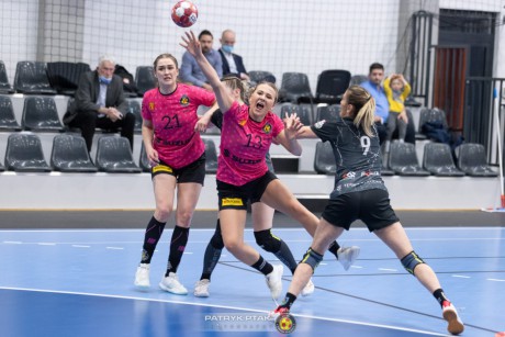 Dobra pierwsza połowa i masa błędów po przerwie. Kolejna lekcja Suzuki Korony Handball