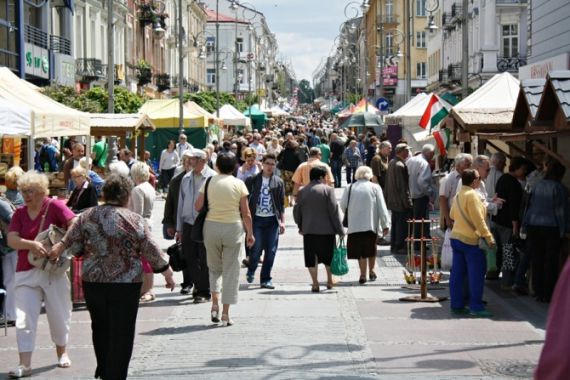 Autobusem za darmo na Budzenie Sienkiewki i Dzień Dziecka