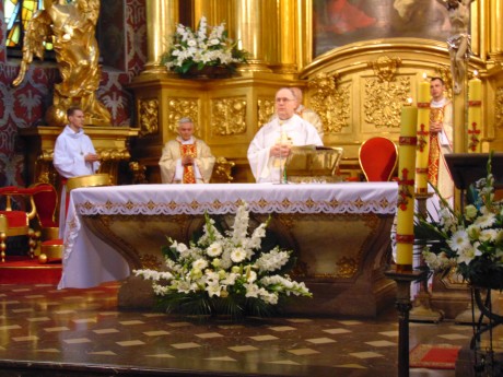 „Wielkie tajemnice Eucharystii i Trójcy Świętej". Msza Święta Kongresu Eucharystycznego
