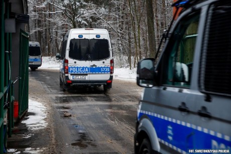 Ukrywali się, ale nie uniknęli odsiadki. Pięć zatrzymań w jędrzejowskiej komendzie