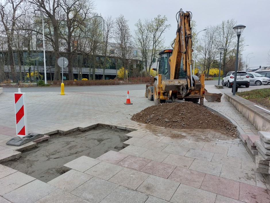 Remont na placu Moniuszki w końcu się rozpoczął