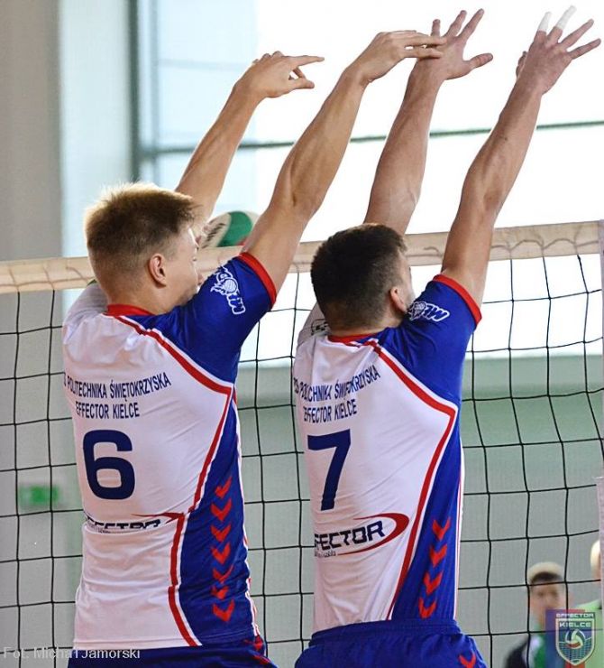 Juniorzy w półfinale