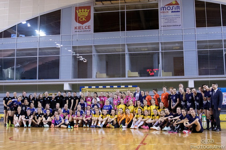 Mistrz Polski z Pucharem Prezydenta Kielc. Korona Handball bez wygranej