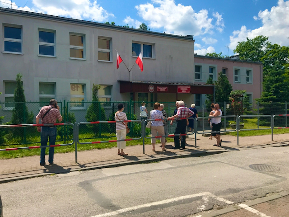 Wybory prezydenckie. Przewodniczący komisji wyborczych: Głosowanie przebiega spokojnie