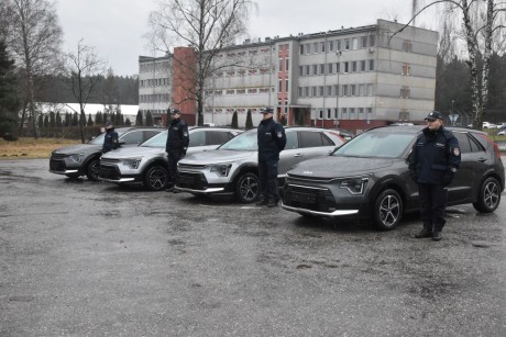 [FOTO] Tak wyglądają nowe, nieoznakowane policyjne auta